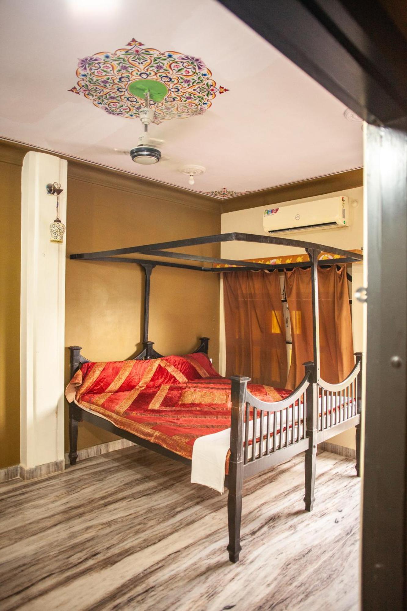 Hotel Everest Пушкар Екстериор снимка