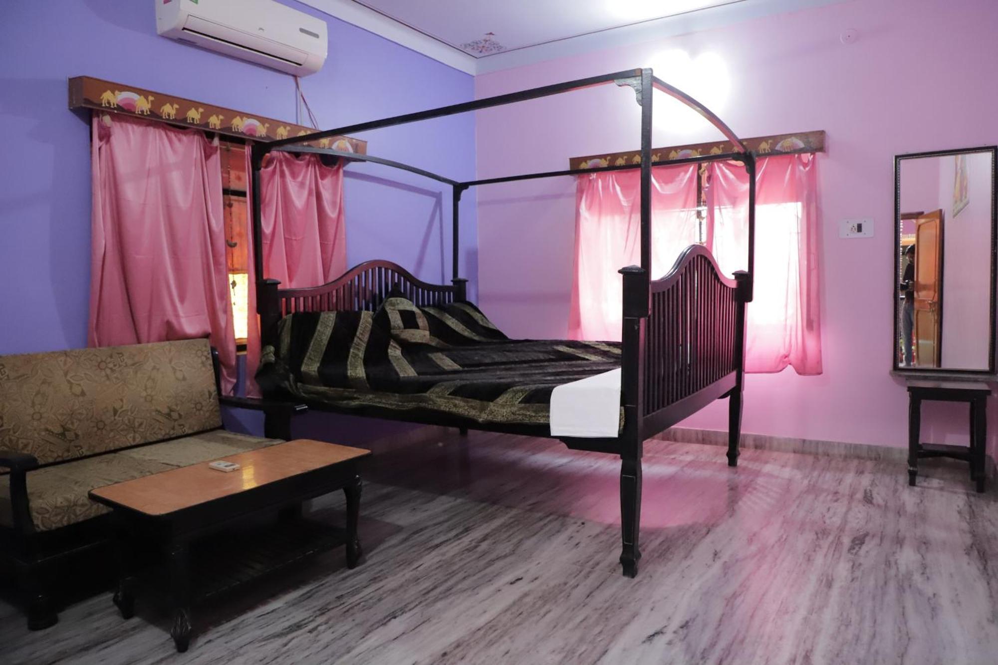 Hotel Everest Пушкар Екстериор снимка